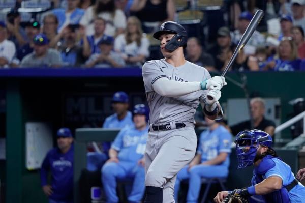 Aaron Judge is the favorite to lead the majors in home runs in 2024.