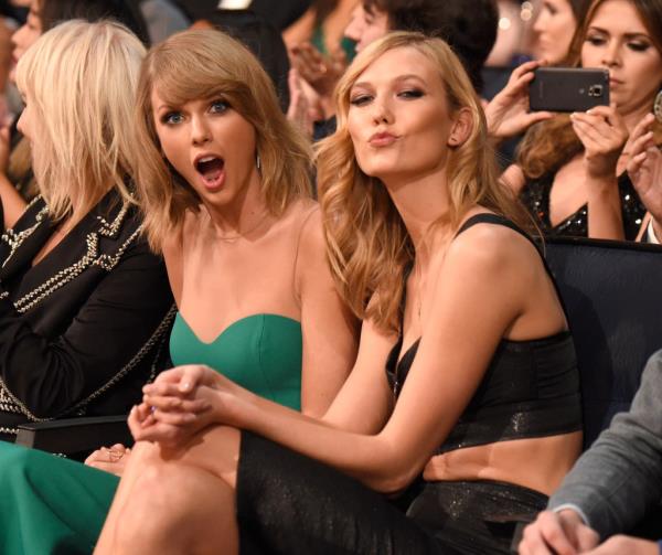 Taylor Swift with Karlie Kloss. 