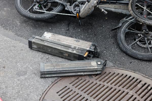 Low-quality lithium batteries are at the root of the recent spate of e-bike fires that have killed nearly two dozen New Yorkers over the past three years. 