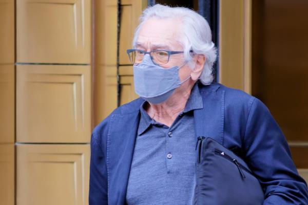 De Niro sued Robinson for allegedly stealing millions of miles in frequent flyer miles from him when she was his assistant