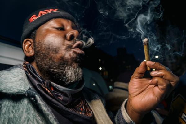 Housing Works Cannabis Co. provides resources for drug and smoking addicts, homeless people and New Yorkers with HIV/AIDS.