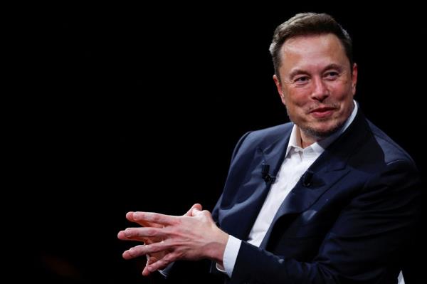 Elon Musk announced that Twitter would put a 