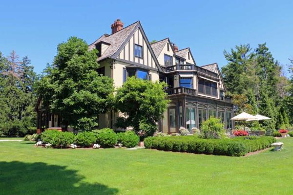 The Tudor home owned by Phil Do<em></em>nahue set to be torn down