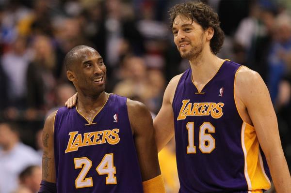 Kobe Bryant (l.) and Pau Gasol (r.) spent six-plus seasons together with the Lakers, wher<em></em>e they won two NBA titles.