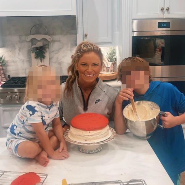 Lindsey Shiver with two of her children. 