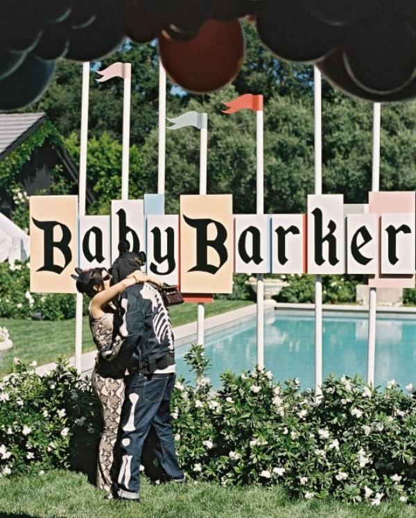 Kourtney Kardashian, Travis Barker
