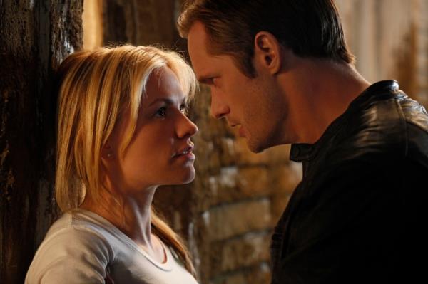 Sookie (Anna Paquin) and Eric (Alexander Skarsgard) in 