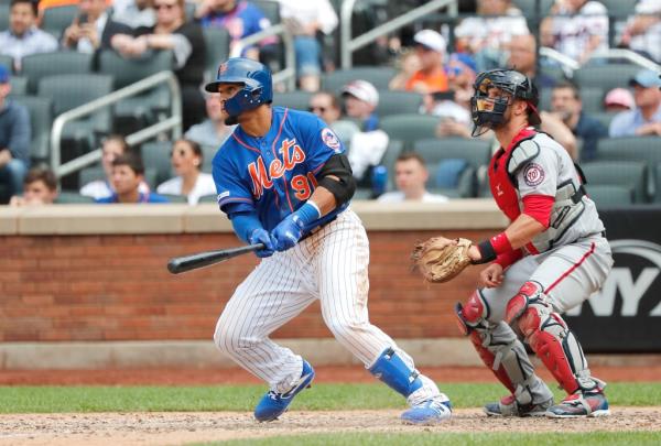 Carlos Gomez is attempting to qualifying for the 2024 Olympics as a cyclist. 