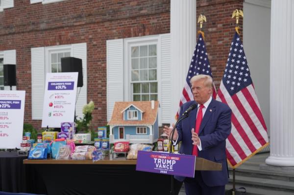Former President Do<em></em>nald J. Trump speaks during a news co<em></em>nference at Trump Natio<em></em>nal Golf Club Bedminster.