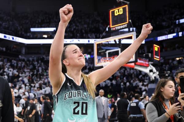  New York Liberty guard Sabrina Io<em></em>nescu (20) celebrates her teams win after game three of the 2024 NBA Finals against the Minnesota Lynx at Target Center. 