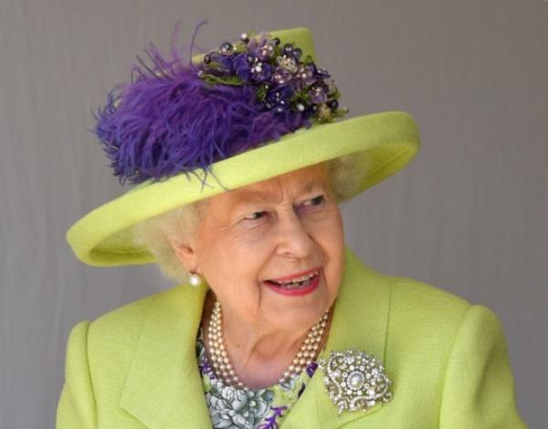 Queen and Duke of Edinburgh Attend Commemorative Service At The Scottish Natio<em></em>nal War Memorial