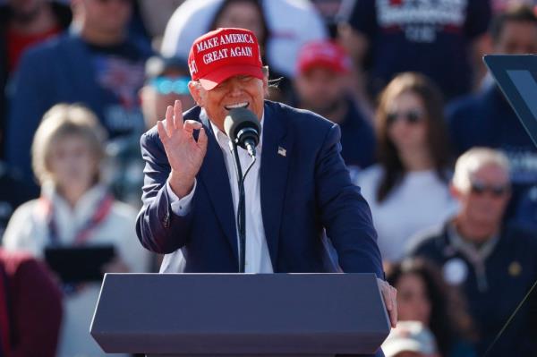 Do<em></em>nald Trump