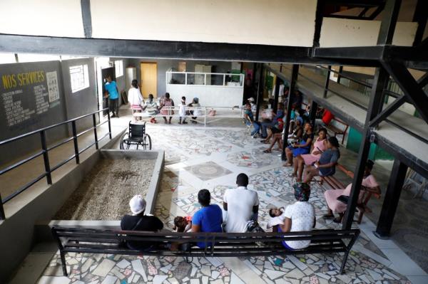 Families in Fo<em></em>ntaine Hospital 