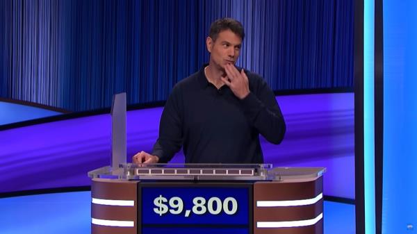 As Jenning announced that Craig would advance to the final round of the tournament, the Canadian lawyer blew a kiss into the audience and began chanting something indistinguishable. 