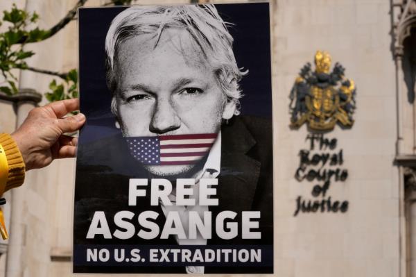 Assange 