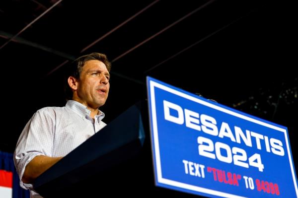 Florida Gov. Ron DeSantis criticized former President Do<em></em>nald Trump's previous Supreme Court picks/