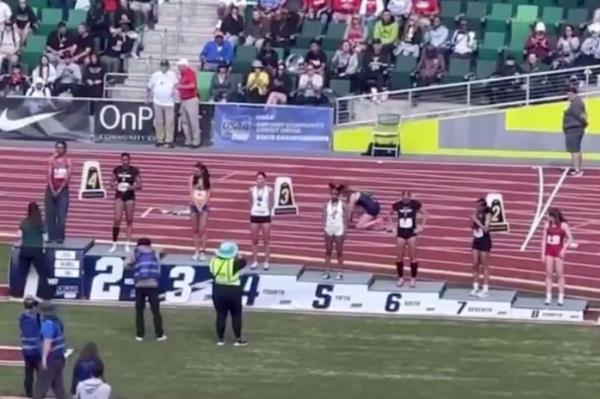 The other competitors on the podium did not applaud Gallagher after the winner was announced.