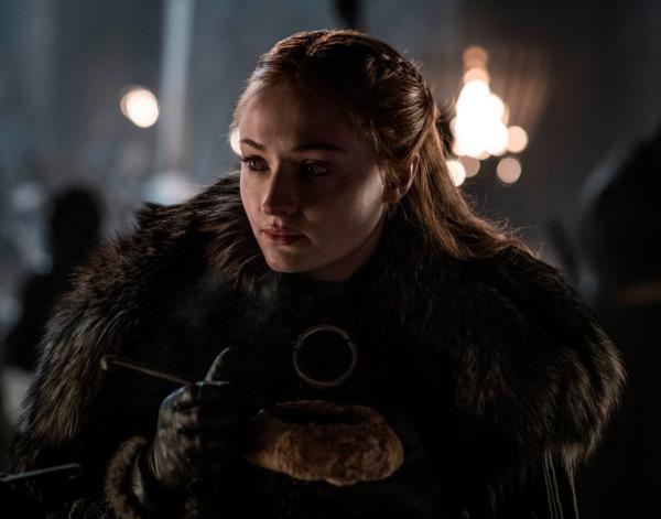 Sansa (Sophie Turner) looking serious on 