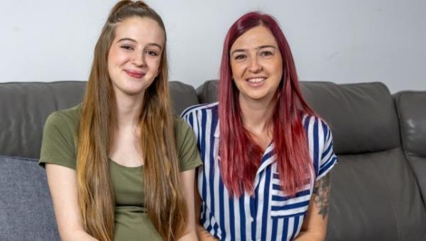 Hollie Holgate, 14 with her mum Kerrie Coles, 33. 