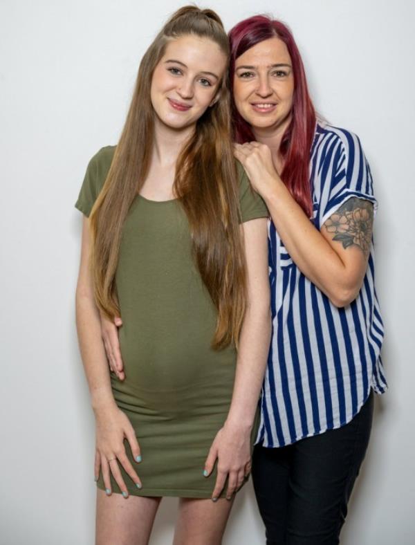 Hollie Holgate, 14 with her mum Kerrie Coles, 33. 