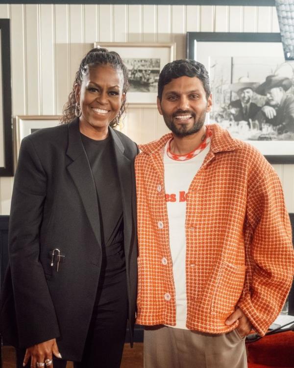 Shetty seen with Michelle Obama