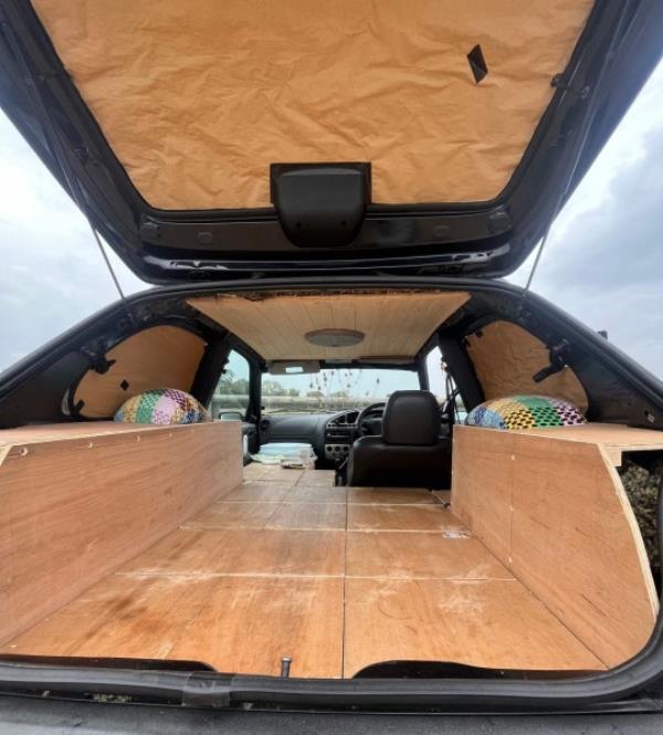 Man moves into co<em></em>nverted Ford Fiesta after being disgusted by ‘shoebox’ Lo<em></em>ndon flat