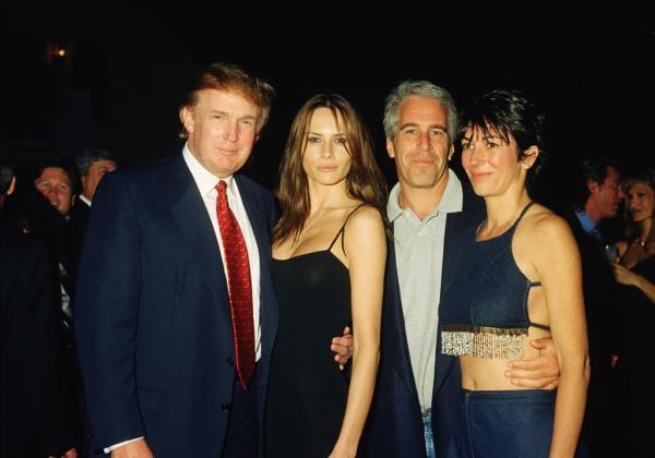 Do<em></em>nald and Melania Trump with Jeffrey Epstein and Ghislaine Maxwell at Trump's Mar-a-Lago resort in 2000