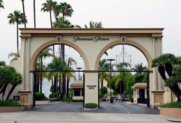 paramount pictures front gate