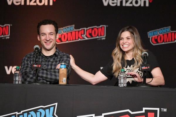Ben Savage and Danielle Fishel speak o<em></em>nstage at the 