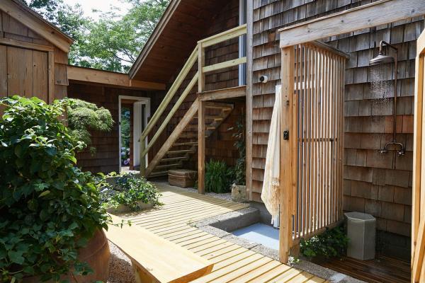 The outdoor rain shower.