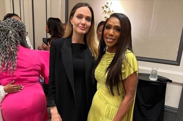 therealdrjackie It was so much ho<em></em>nor to share my heart and to have been the keynote speaker for the Fall ?23 finest @19sweetmupi79 Alpha Kappa Alpha Sorority, Incorporated; to have met @angelinajolie, the internatio<em></em>nal president for @alphaphialpha, shake hands with some amazing sorors and hug others again. So proud to welcome these intelligent, articulate and amazing 50 new sorors! #drjackie #alphakappaalpha #alphaphialpha