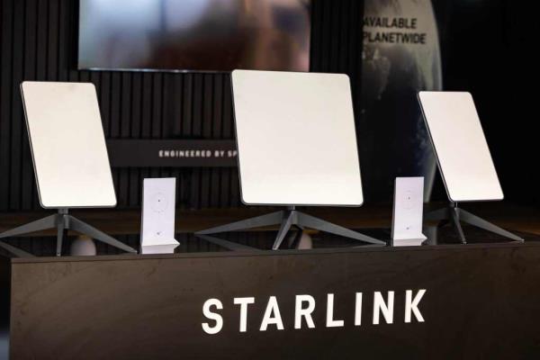 Hurricane survivors needed to pay $400 for the hardware and shipping of the Starl<em></em>ink kit, according to a report.