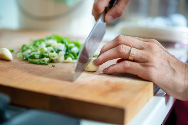Don't expect to see certain chopped goodies included in Met Gala menu items, including o<em></em>nions and garlic.
