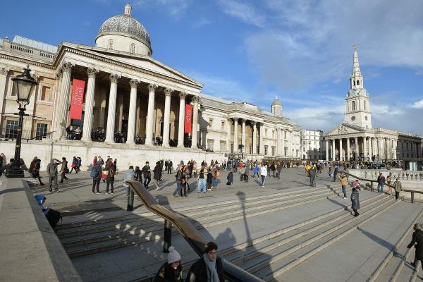 随着游客在疫情后返回英国，英国博物馆落后于一些欧洲同行