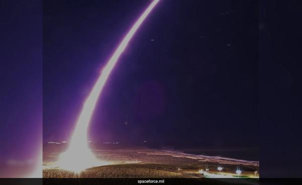 US Tests Hyperso<em></em>nic Missile Capable Of Striking Moscow Within 30 Minutes