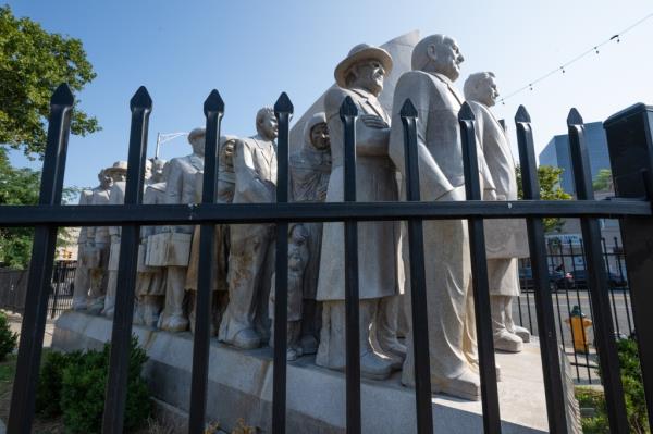 Iron fence installed around Peter Francisco Park in Newark, NJ