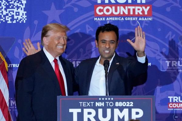 US entrepreneur Vivek Ramaswamy endorsing former US President Do<em></em>nald Trump at a campaign event in Atkinson, New Hampshire, on January 16, 2024.