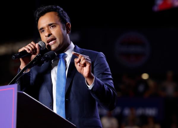 Vivek Ramaswamy speaking at a campaign rally for former U.S. President Do<em></em>nald Trump at Mullett Arena, Tempe, Arizona on October 24, 2024
