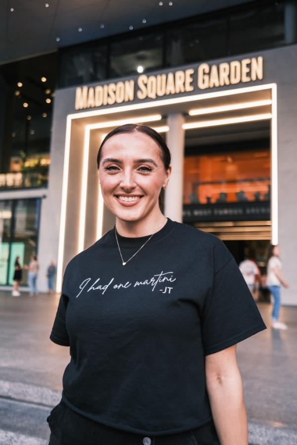 Another fan wears a shirt with a quote Timberlake allegedly said during his arrest.