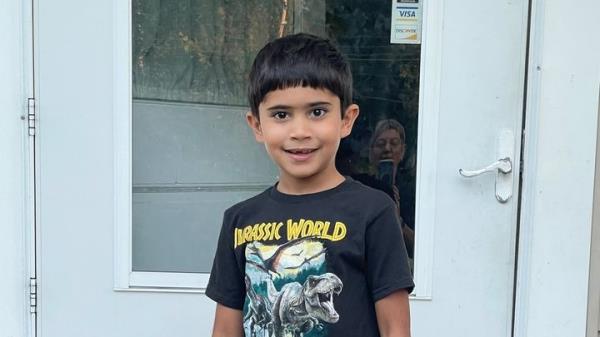 Turner’s nephew, Micah, was killed alo<em></em>ngside her parents during the devastating hurricane.</p>

<p>　　