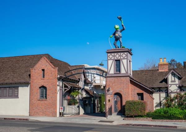 Church of Scientology to buy historic Muppet Studios on lot established by Charlie Chaplin
