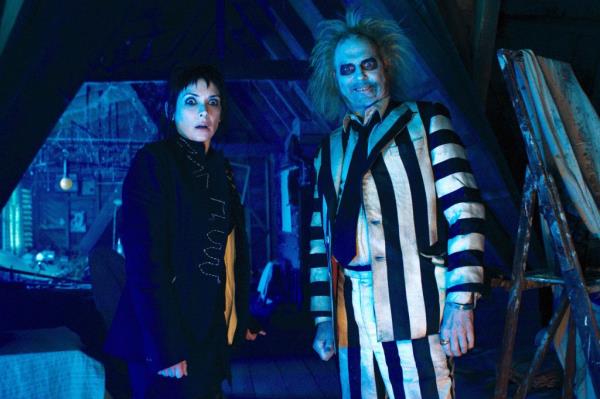 Winona Ryder and Michael Keaton in a scene from 
