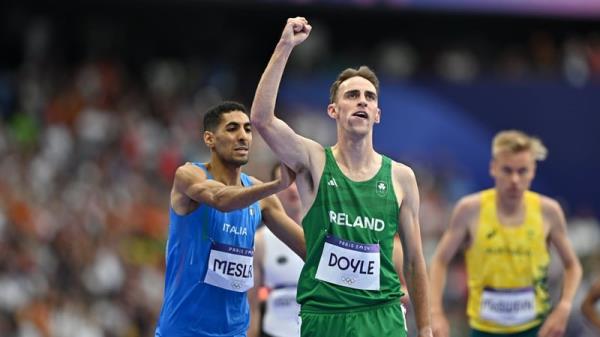 Cathal Doyle punches the air after his win in the first 1500m repechage heat